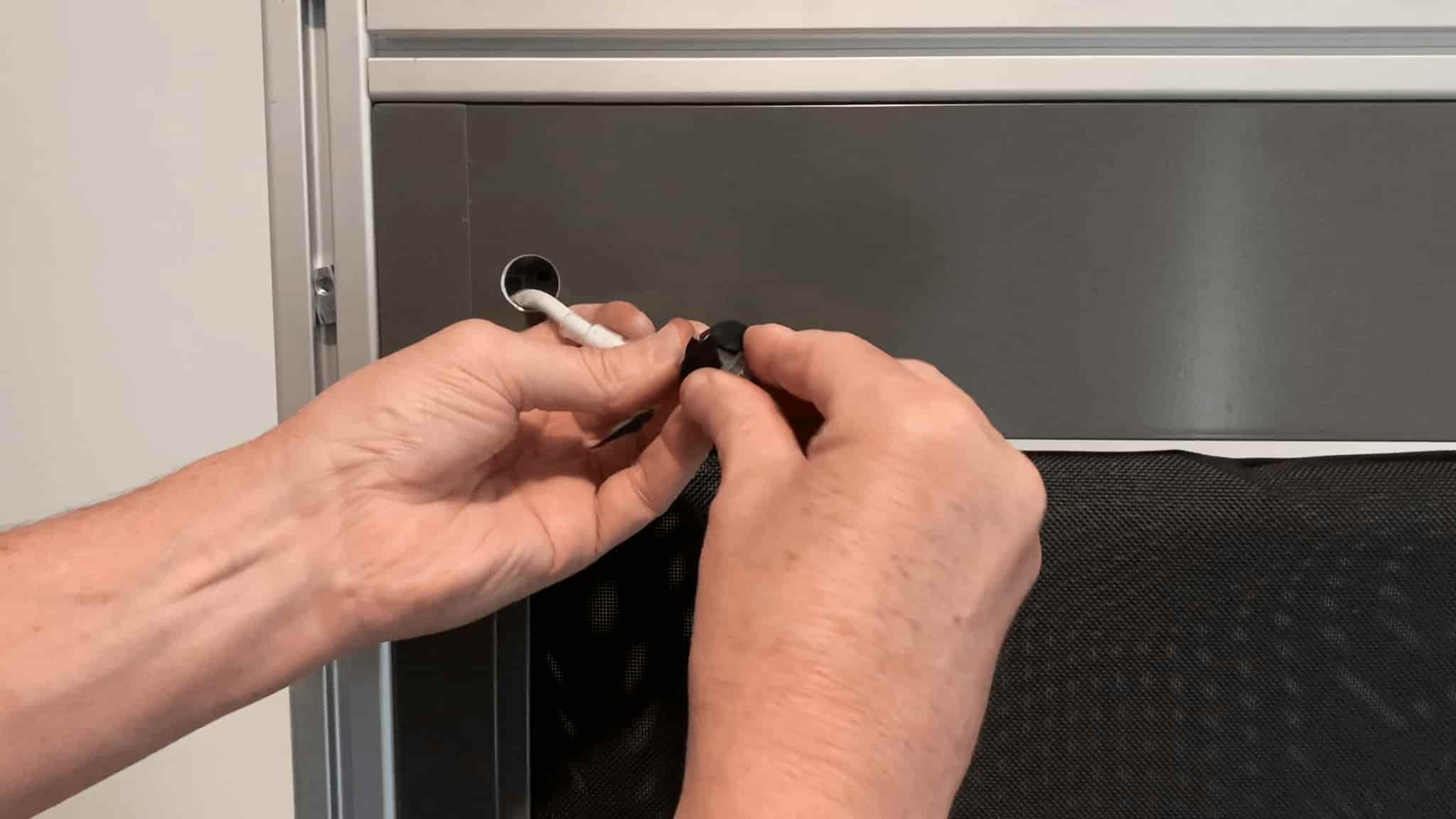 Install Cable Grommet Into a Cassette